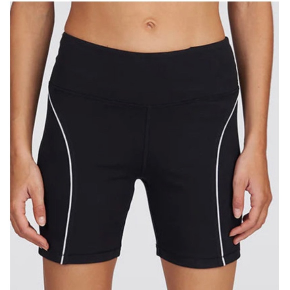 Thrive societe spin bike short